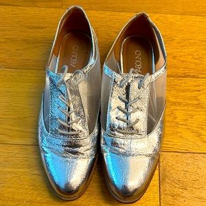 Abound. Silver Oxford shoes. Size 9.